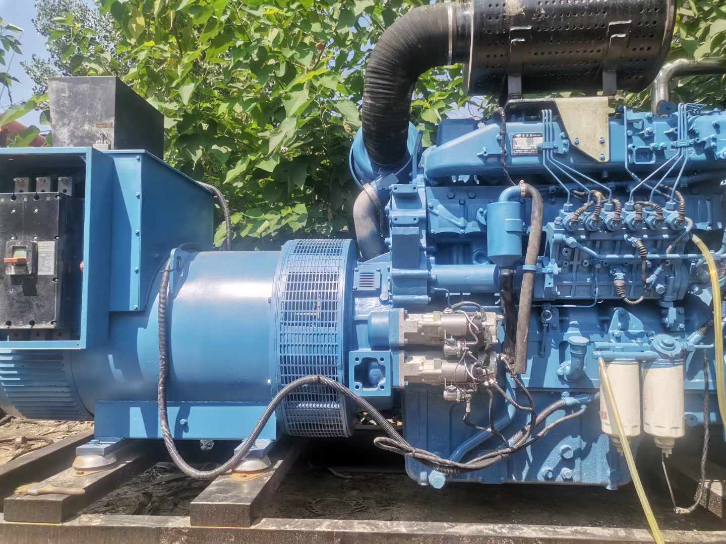 西乡详细说明降低 800kW 柴油发电机输出电流波动的方法