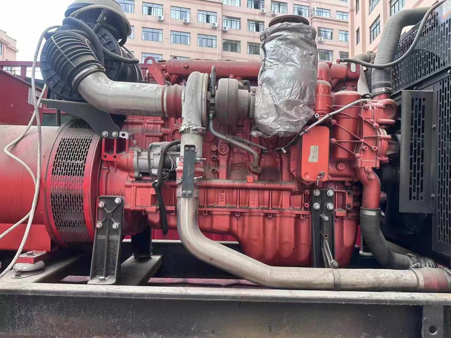 西乡如何选择适合 600kW 柴油发电机组的过载保护器？