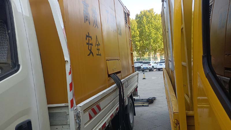 西乡如何判断柴油发电机组和UPS电源的切换时间是否符合要求？